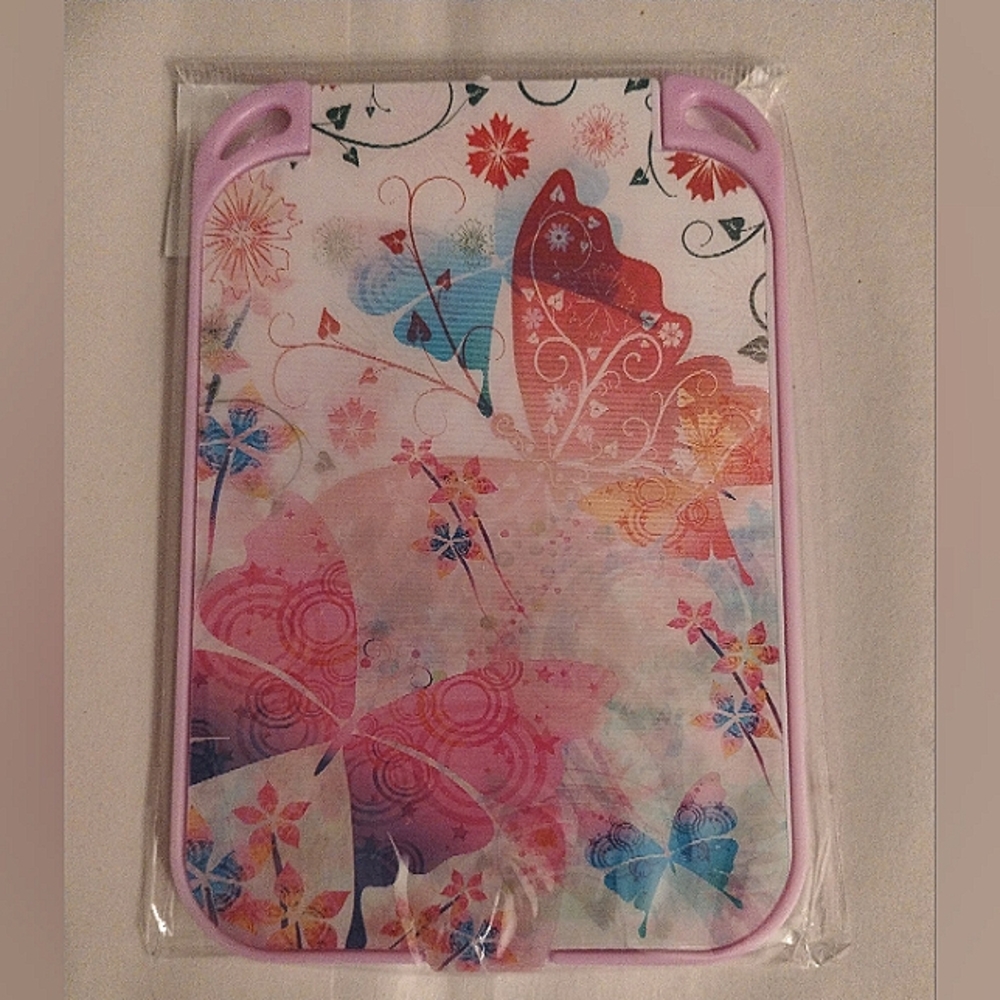 Picture changing butterfly mirror
